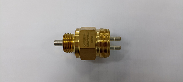 Датчик переключения повыш/пониж передачи (M18mm, l=10mm) Howo Createk